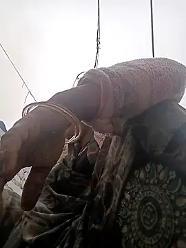 Pooja_hote's cam snapshot