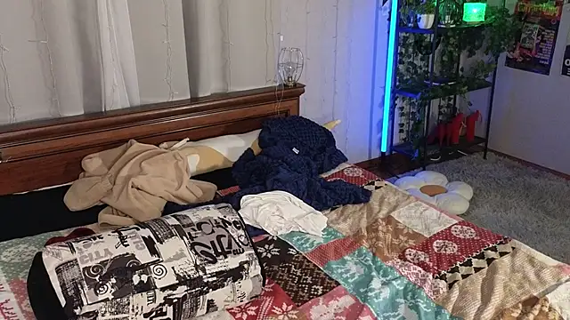 OdetteBiddy's cam snapshot