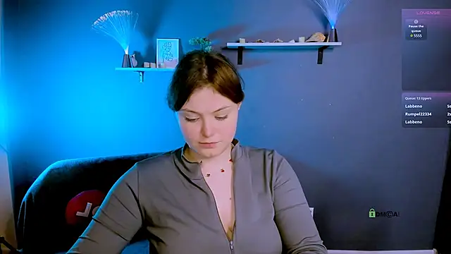 nikole_kitt's cam snapshot