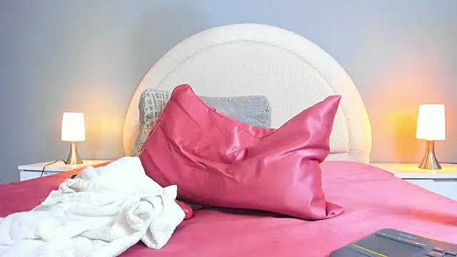 emilytowzen's cam snapshot