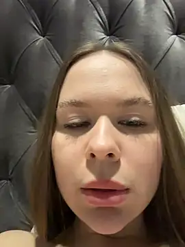 Nicole_Loving's cam snapshot