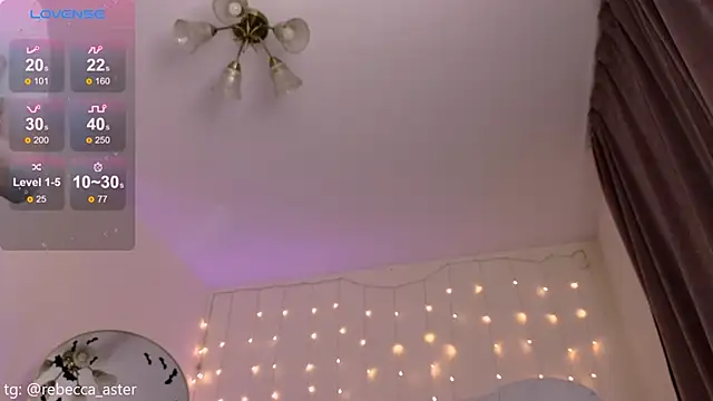 RebeccaAster live sex cam