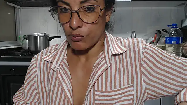 kateleyagrey's cam snapshot