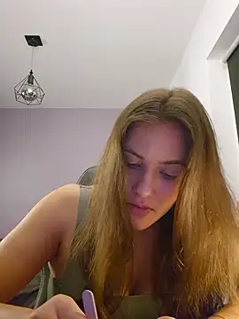 MiaRides19 live sex cam