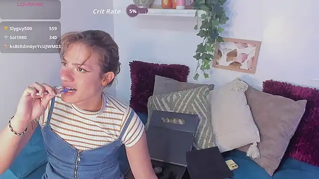 KassMonroe live sex cam