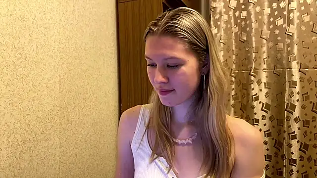 SkyeDavis's cam snapshot