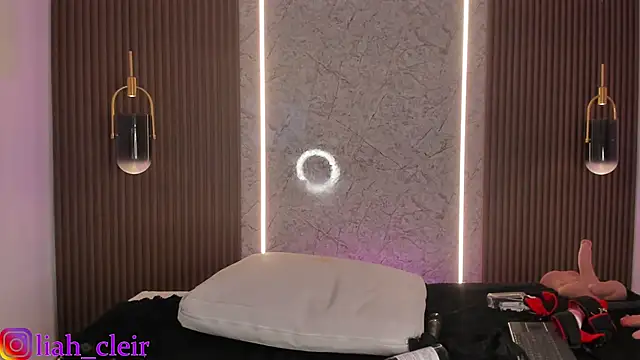 liah_cleir's cam snapshot