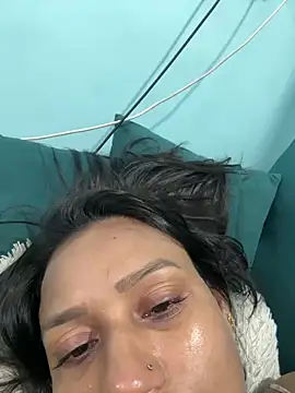 heenashai's cam snapshot