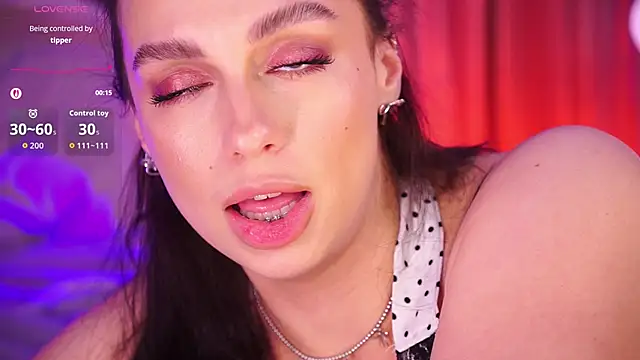 LunaNight's cam snapshot