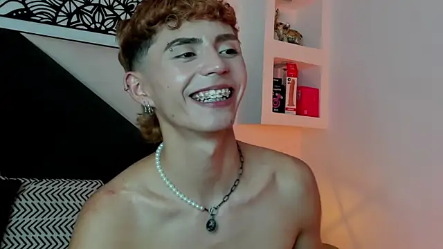 MaikyCooper live sex cam