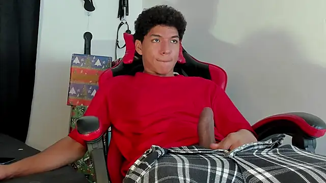 Maximiliano_Khalil live sex cam