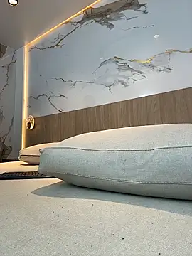 emily_browne's cam snapshot