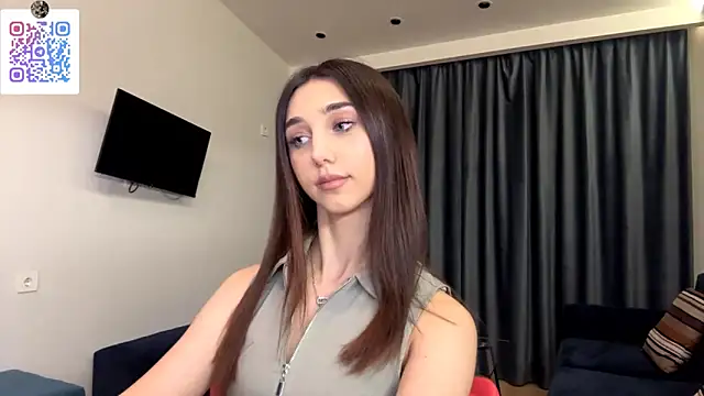 LinaMour's cam snapshot