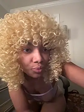 butterflybootyy live sex cam