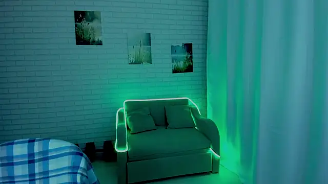 Lisa_Ray's cam snapshot