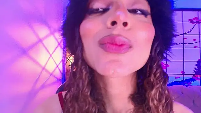 Zahara1's cam snapshot