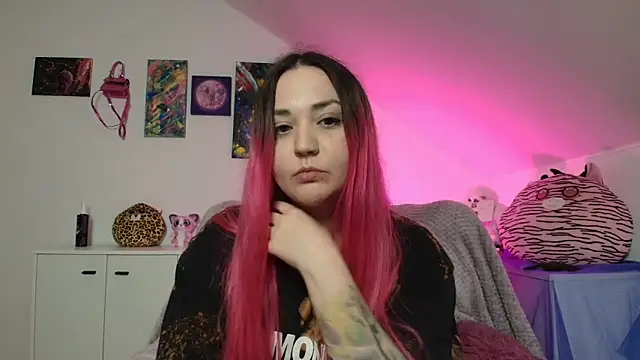 PinkHurricaneOfficial's cam snapshot