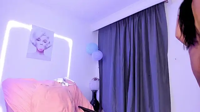 sweet_cinamon's cam snapshot