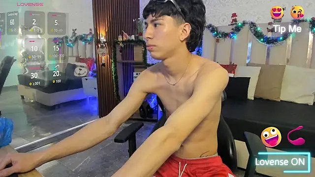 kaelwolf_tay live sex cam