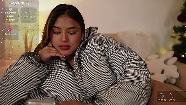 SaraParisi's cam snapshot