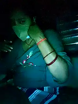 SHABNAM_G live sex cam