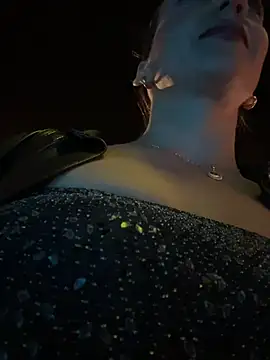 Ninabigtitied live sex cam