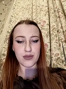 Susiee_Redd live sex cam