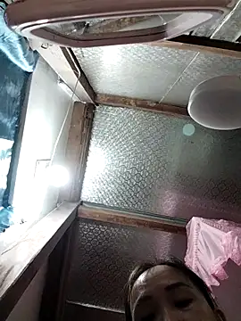 Feeling-hot live sex cam