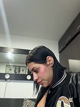 AlannaEvons live sex cam