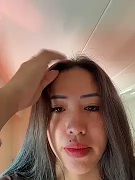 Serena_reinaa live sex cam