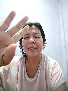 TropicalFlower's cam snapshot