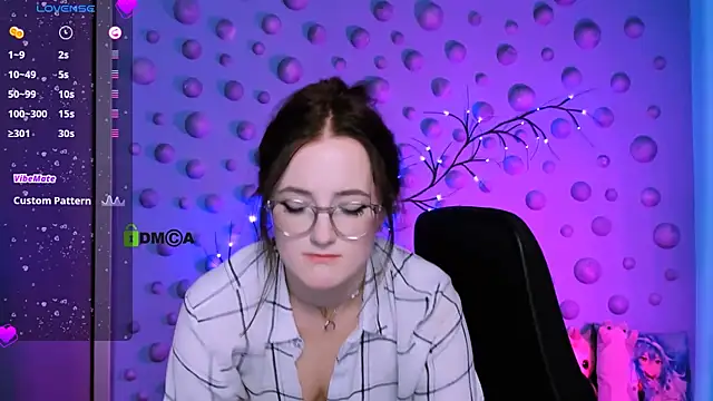 luna_berryy's cam snapshot