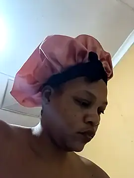 HappygalTheQueen's cam snapshot