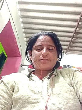 Quin_love143's cam snapshot