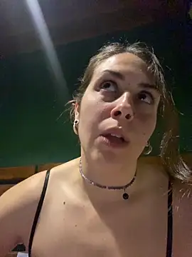 isadelasestrellas's cam snapshot