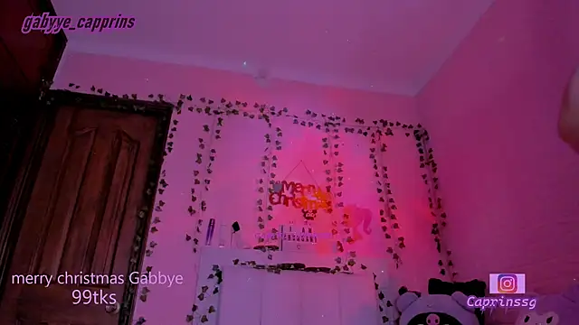 gabyye_capprins's cam snapshot