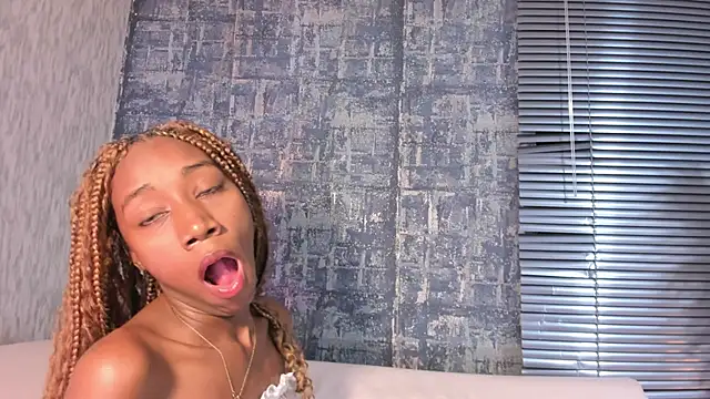 NathalyLeen's cam snapshot