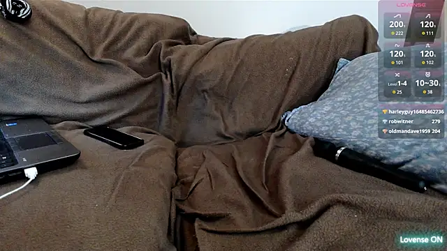 EmoDream1998's cam snapshot