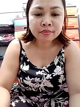 XXLorie_02's cam snapshot