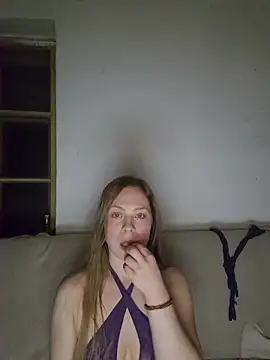 katiestevens's cam snapshot