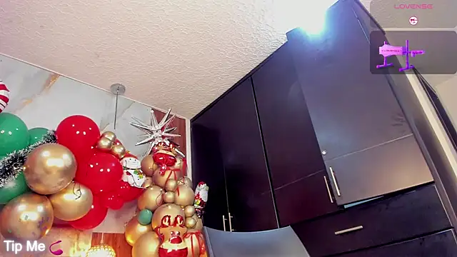 mia_18v's cam snapshot