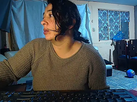 Karina_Aicarddi03's cam snapshot