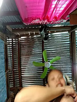 Sexxie_Ella22's cam snapshot