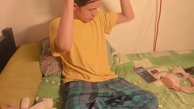 Petite-Goth live sex cam