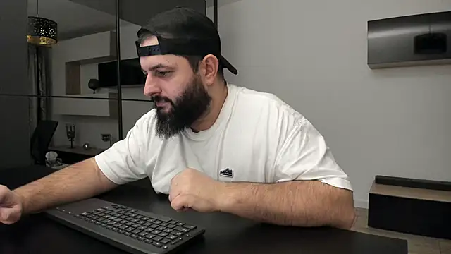 DravenPeak live sex cam