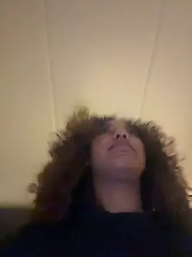 lauraltt live sex cam