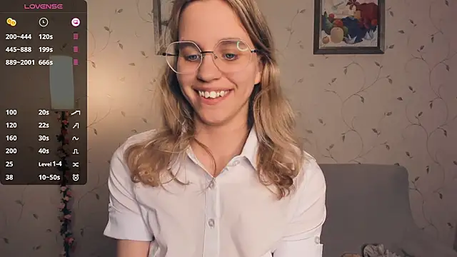 JoanBaggott's cam snapshot