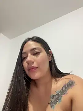 Latina_vanessa live sex cam