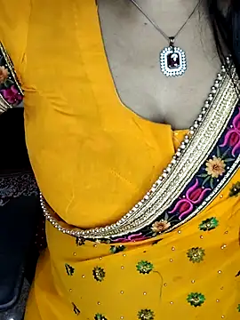 Hotty_Kavita's cam snapshot