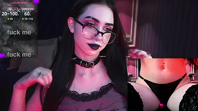 FetishForCassie's cam snapshot